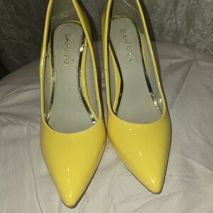 Yellow Women's Pumps
